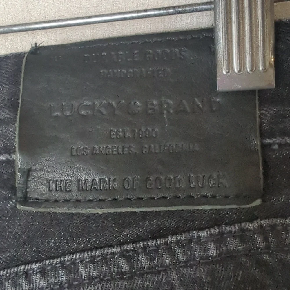 Lucky Brand 410 Slim Fit Jeans Black 32x30